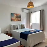 Kailua Apartamentos E Suites